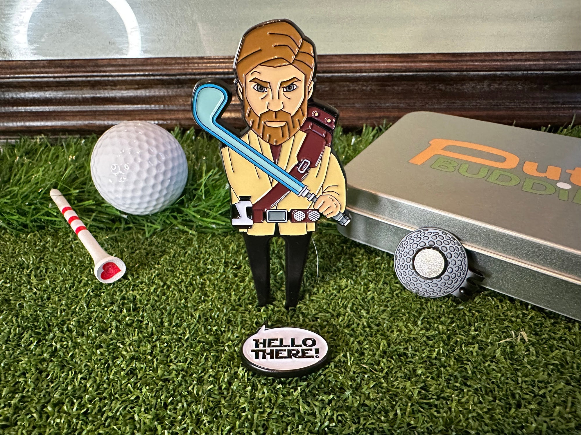 Hole-in-Wan Kenobi Divot Tool and Magnetic "Hello There" Ball Marker Gift Set