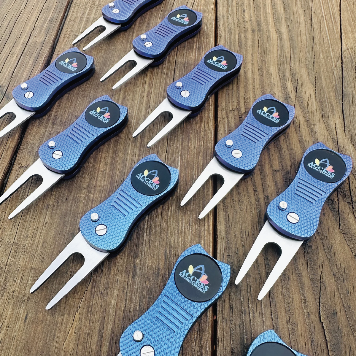 Customized Divot Tool