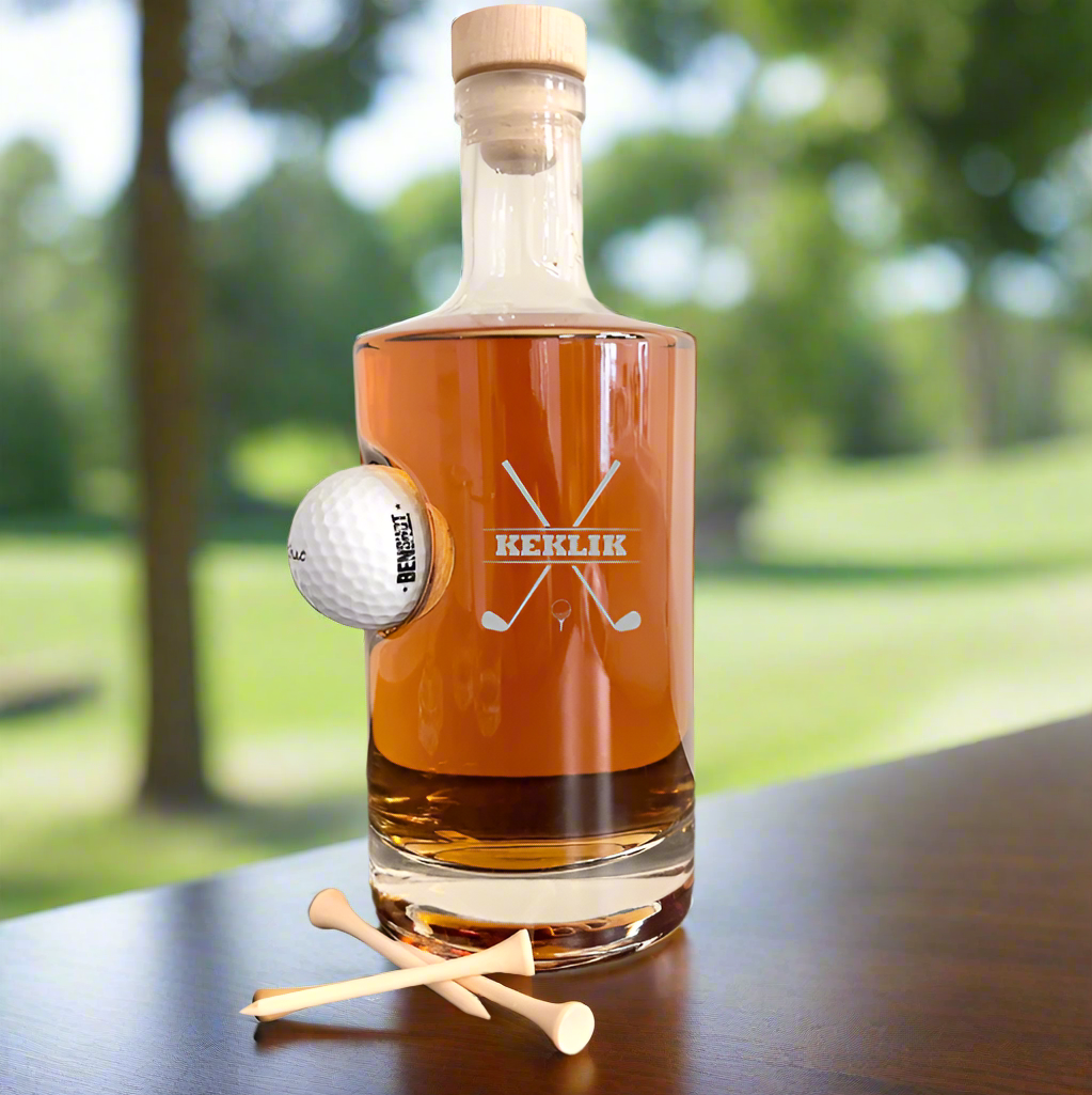 Personalized Decanter With Golf Ball  with Custom Name and Golf Club Design - Unique Gift for Golf Lovers